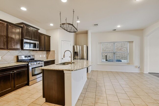 Building Photo - 322 Vermillion Marble Trail