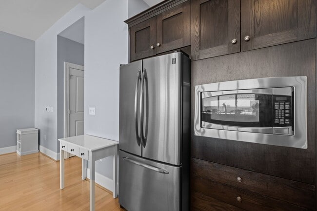 Building Photo - Modern 1-Bedroom with Downtown Raleigh Skyline Views