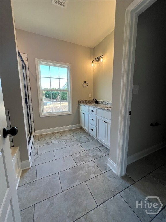 Building Photo - 1441 Willow Creek Dr