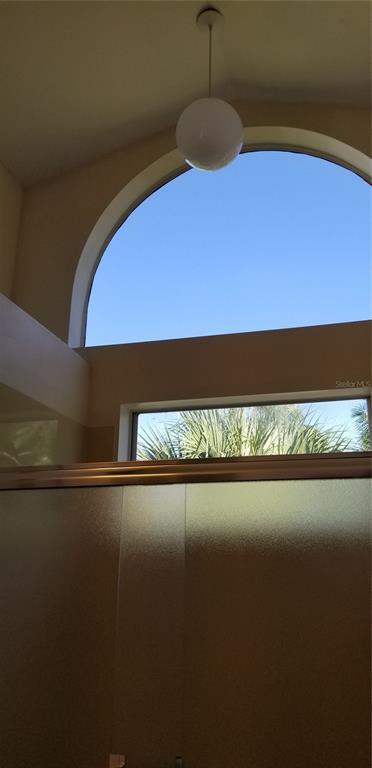 Building Photo - 6047 Bahia Del Mar Blvd S