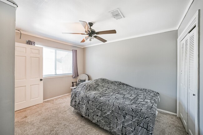 Building Photo - 4708 N Cashel Cir
