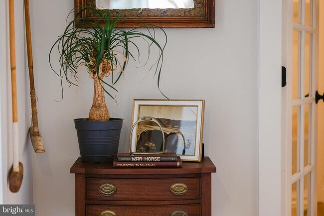 Building Photo - 13230 Falls Rd