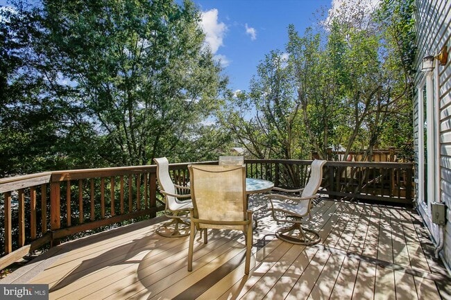 Building Photo - 6339 Dunman Way