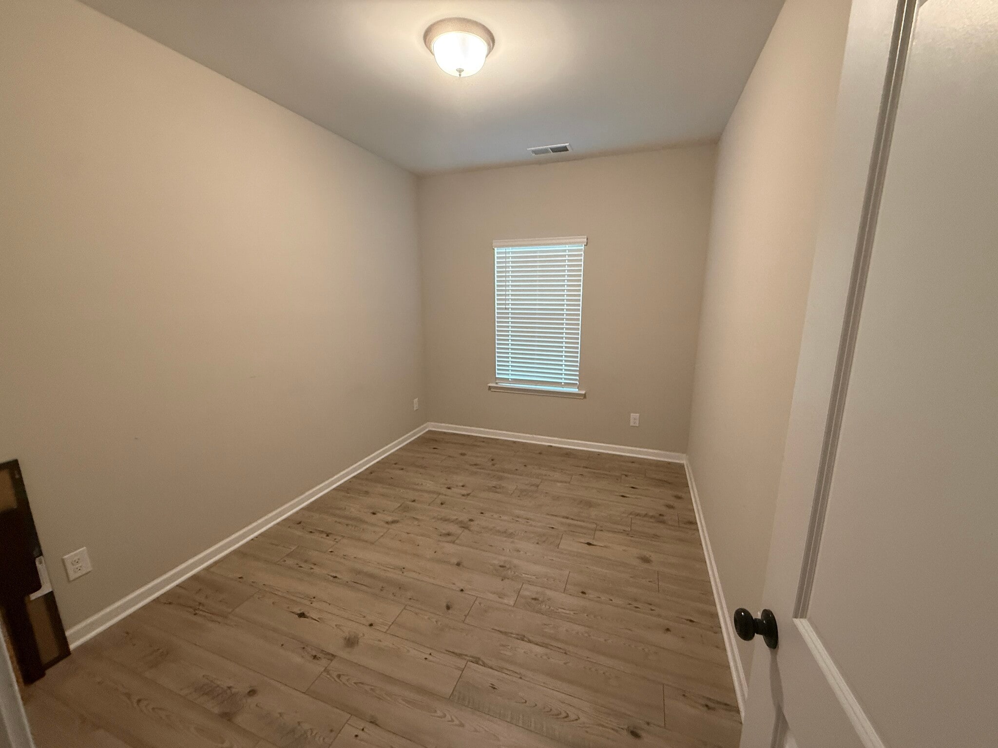 Building Photo - 6151 Moonview Ct