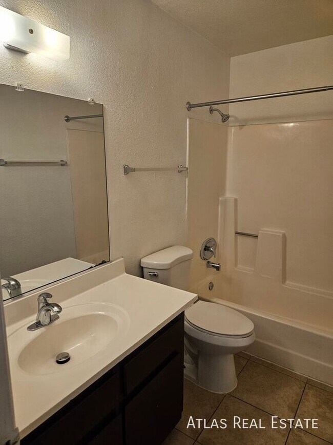 Building Photo - 111 N Phyllis-202