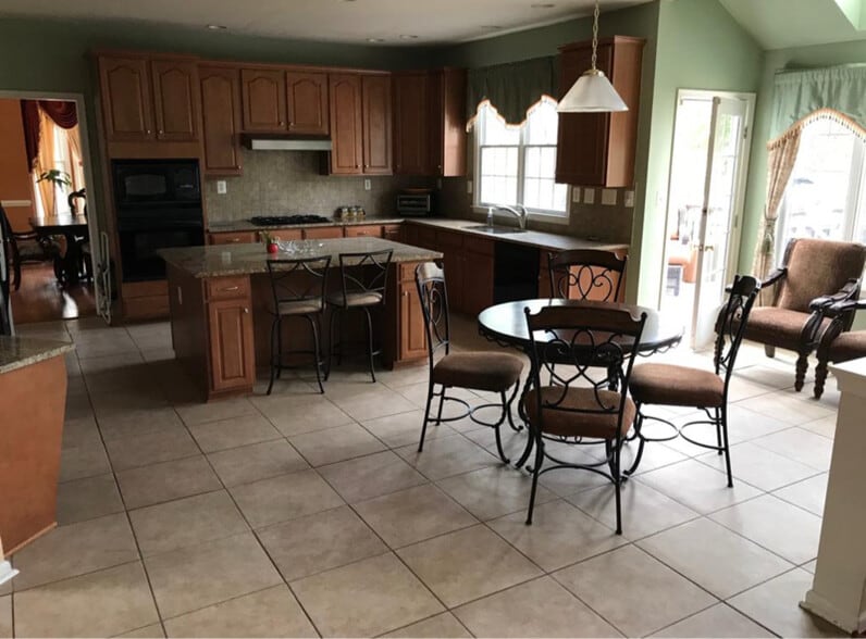 Building Photo - 43694 Lucketts Bridge Cir