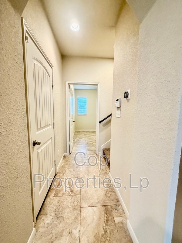 Building Photo - 8919 Olmstead Park