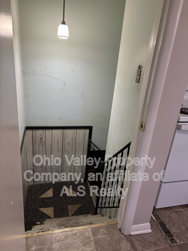 Building Photo - 2925 Rio Rita Ave