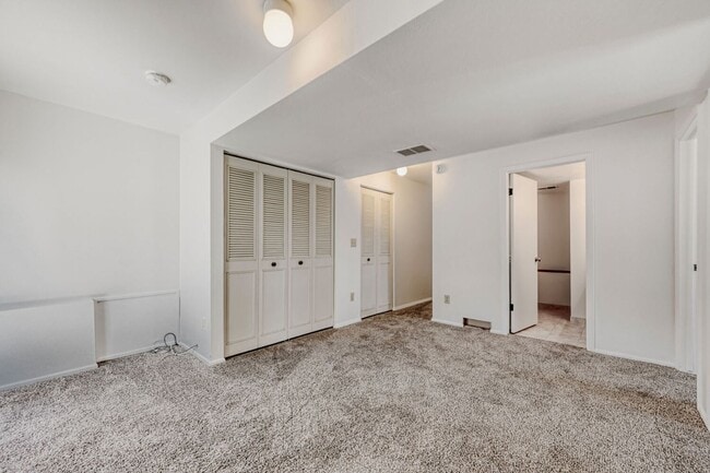 Building Photo - Incredible Shanahan Ridge Home with Flatiron Views