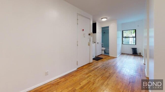 Primary Photo - 0 bedroom in Manhattan NY 10003