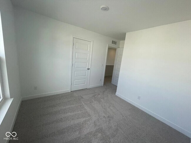 Building Photo - 6865 Orchard Run Cir