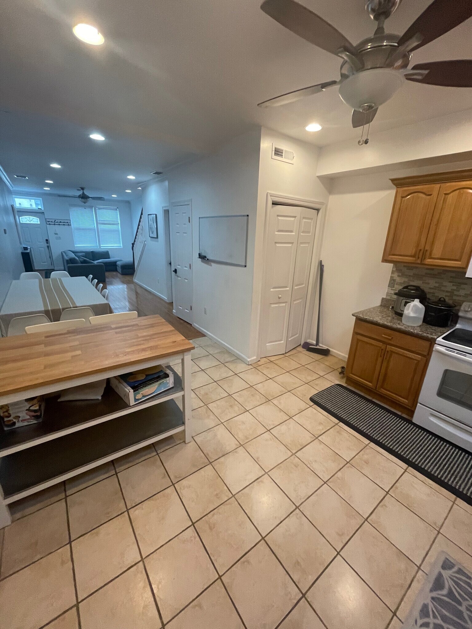 kitchen 2 - 1507 N Hancock St