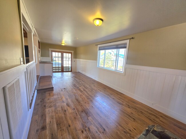 Building Photo - 4582 Maiden Ln