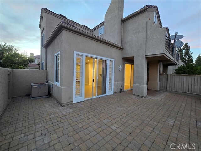 Building Photo - 45 Giotto