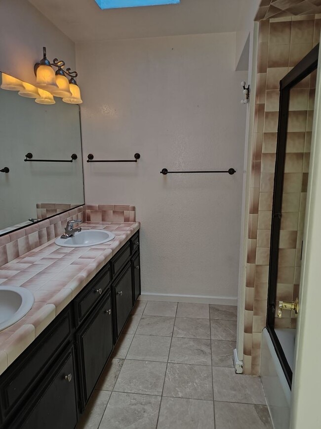 Building Photo - Charming Single-Story Home with Bonus Space & Beautiful Backyard