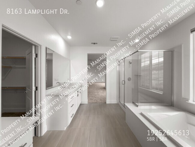 Building Photo - 8163 Lamplight Dr