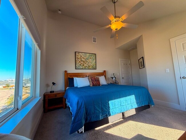 Building Photo - 11001 Charger Wy