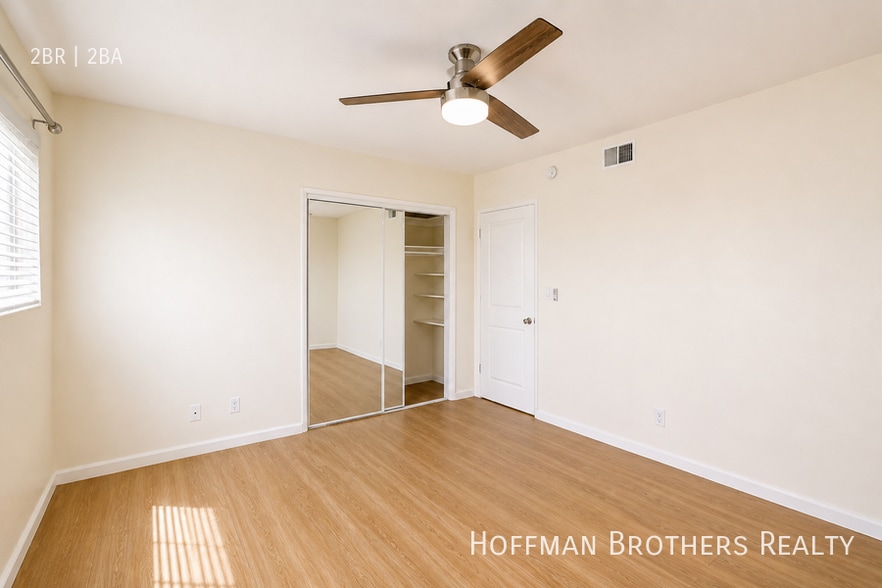 Building Photo - 1206 S Holt Ave