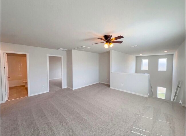 Building Photo - 144 Bellmont Ln