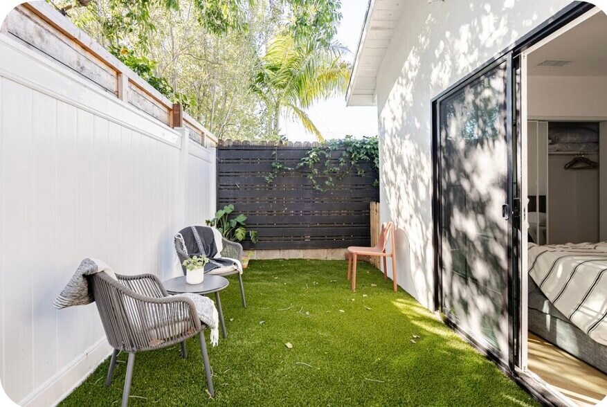 Building Photo - 12812 Greene Ave