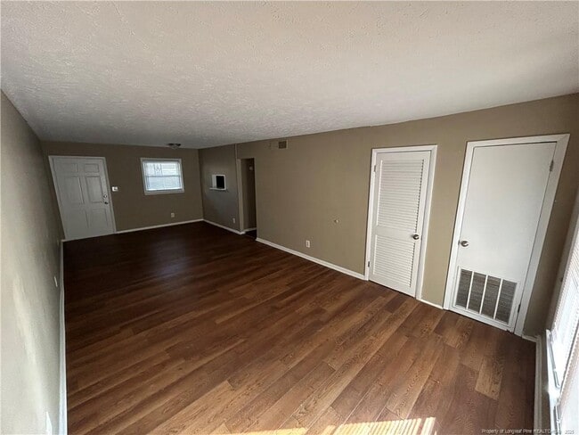 Primary Photo - 3207 Tallywood Dr