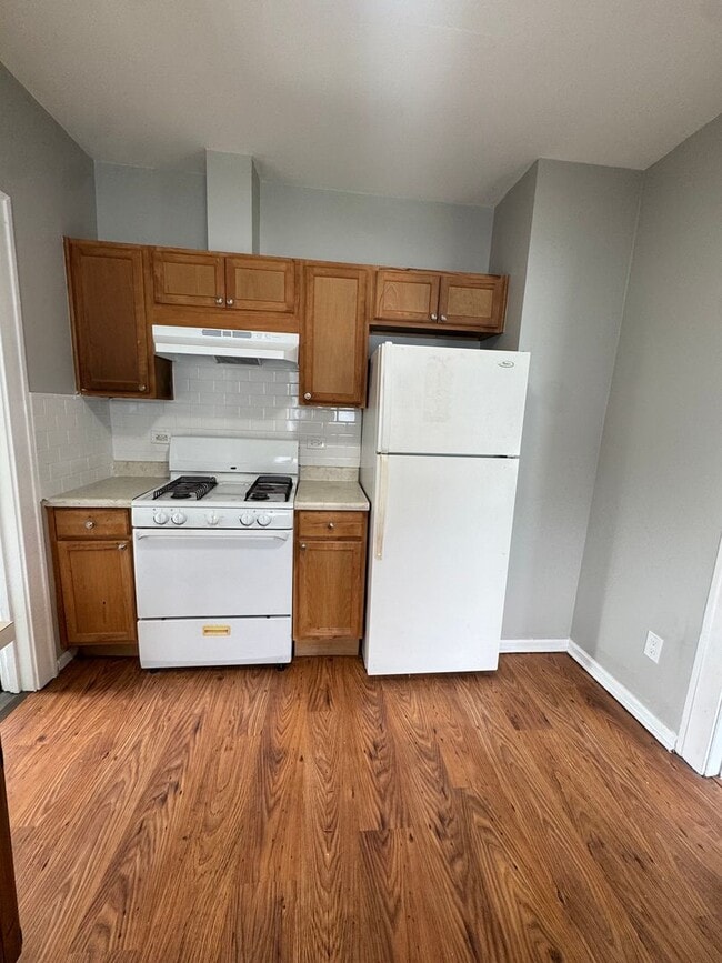 Building Photo - Beautiful 2-bedroom house for Rent in Lansing, IL VAILABLE NOW!!