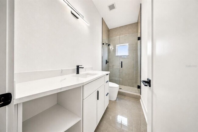 Building Photo - 156 Caladium Ave