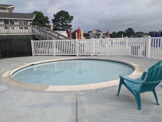 Building Photo - 38170 Castaway Dr