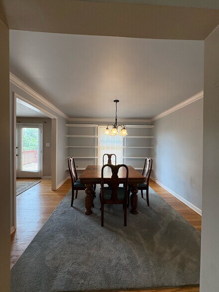 Building Photo - 8002 Cattail Ct