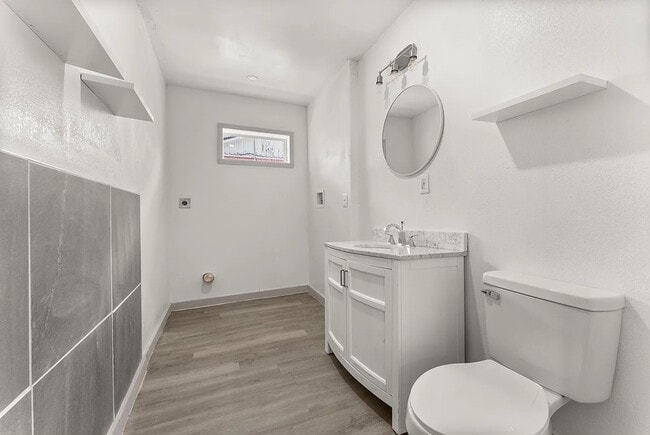 Building Photo - 1814 S 5th St