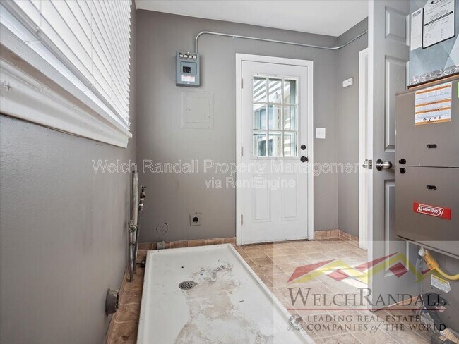Building Photo - 2097 S 1000 W