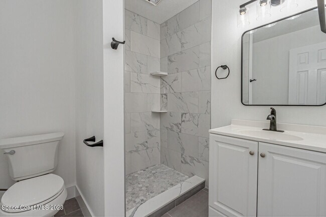 Building Photo - 5711 Margo Ct