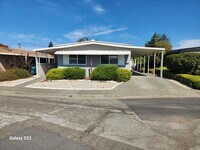 Building Photo - Charming 2-bedroom, 2- bathroom, mobile ho...