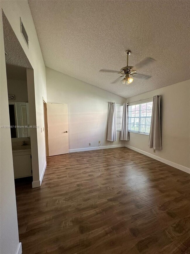 Building Photo - 8265 NW 70th St