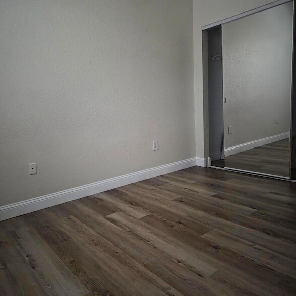 Building Photo - 1610 Presidential Way