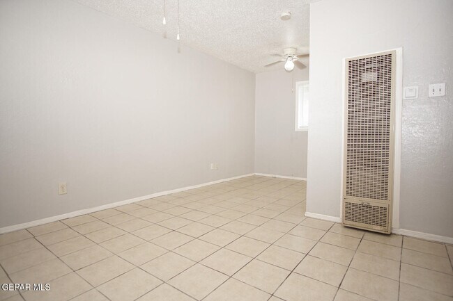 Building Photo - 3803 Tyler Ave