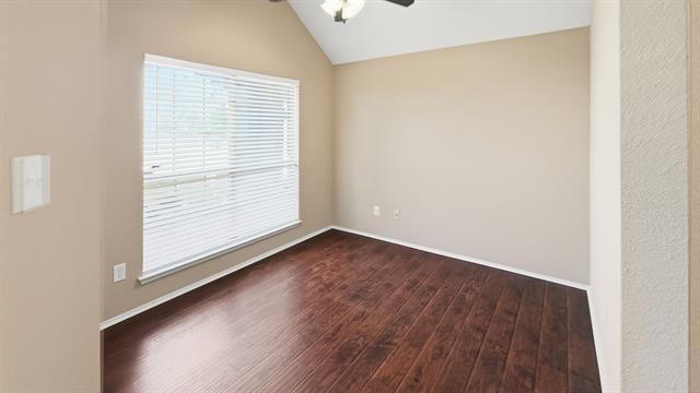 Building Photo - 15513 Landing Creek Ln