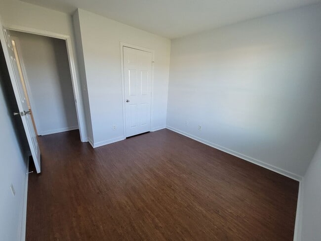 Building Photo - 6446 Swallowtail Dr