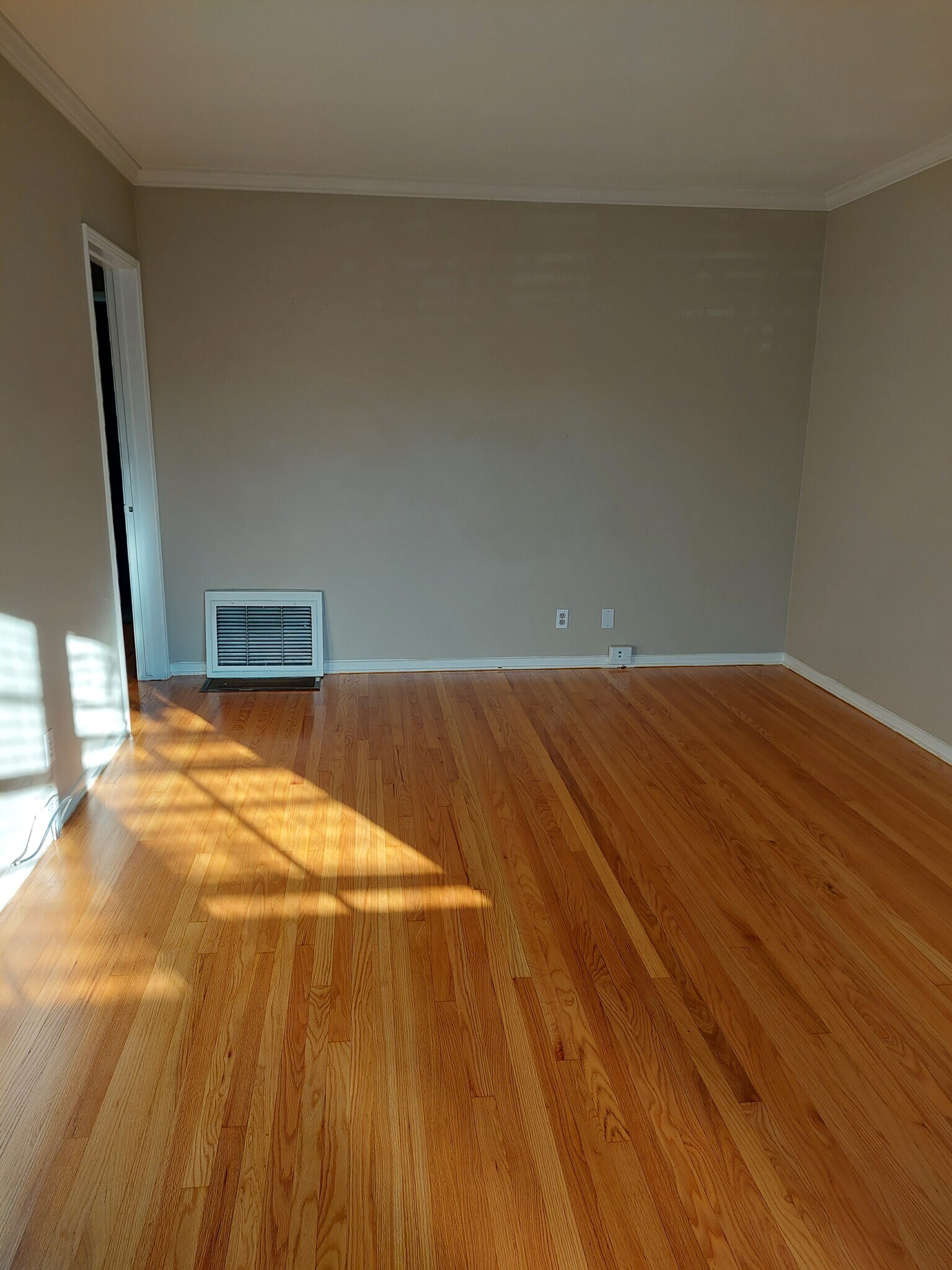 Living Room - 404 Naranja Dr