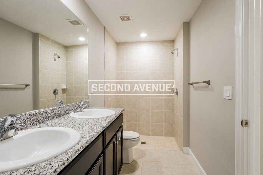 Building Photo - 3090 Tinley Rd SE