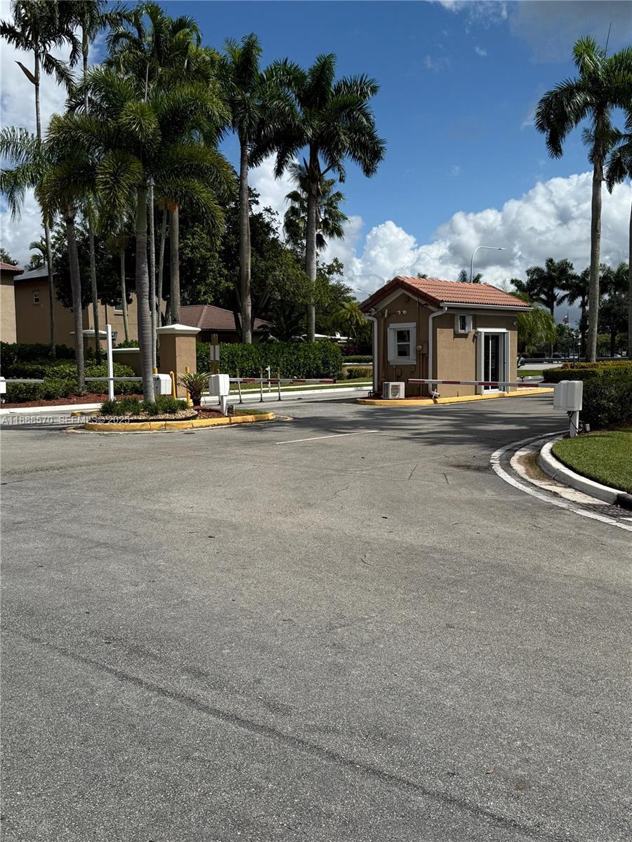 Building Photo - 16111 Emerald Cove Rd