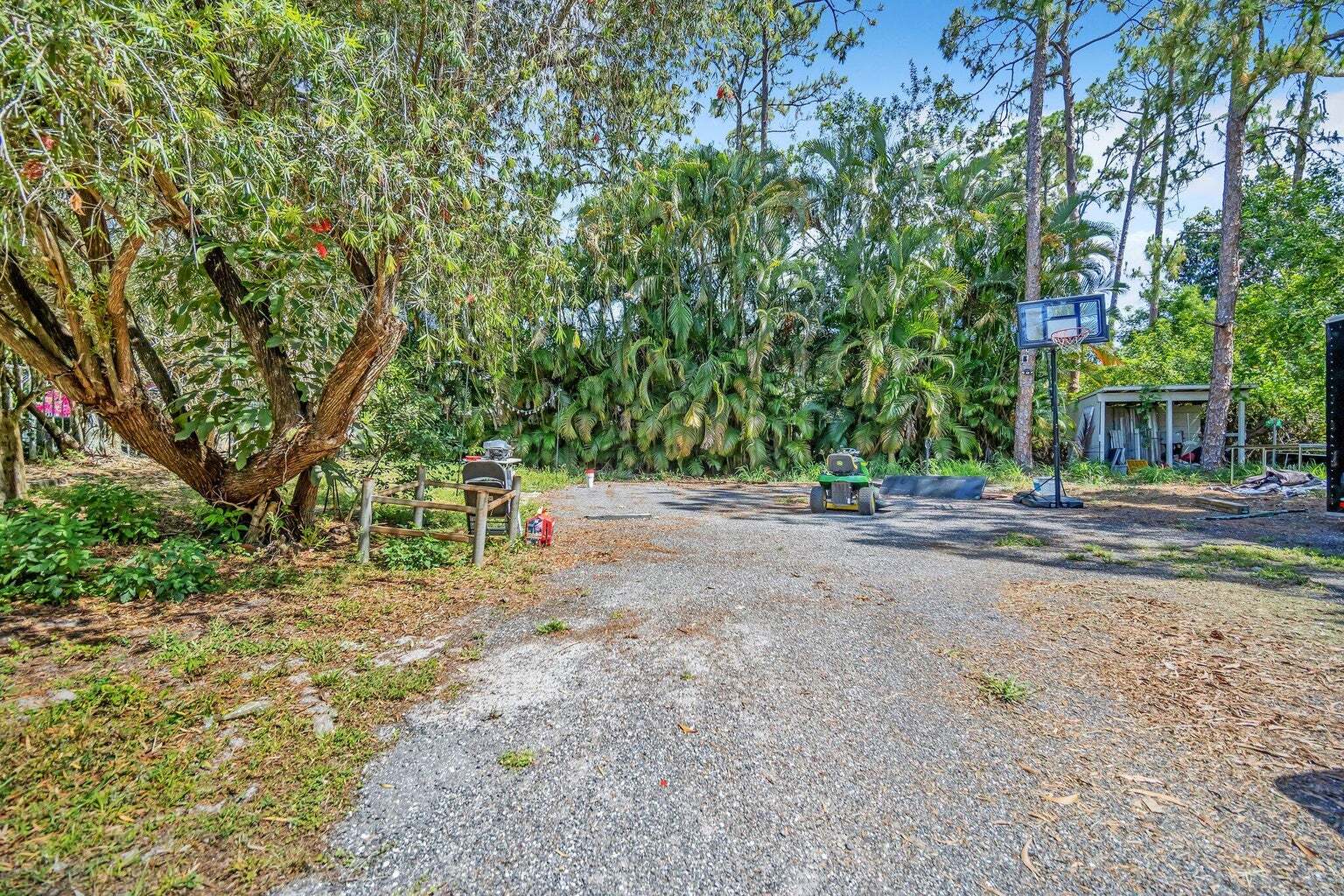 Building Photo - 12935 51st Ct N
