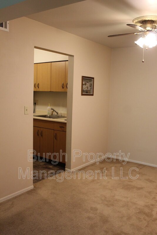 Building Photo - 5091 Sanlin Drive