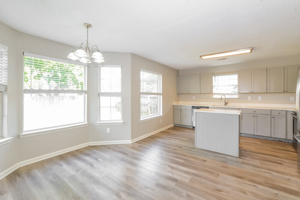 Building Photo - 990 Jessa Cove