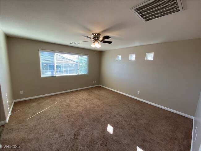 Building Photo - 10273 Headrick Dr
