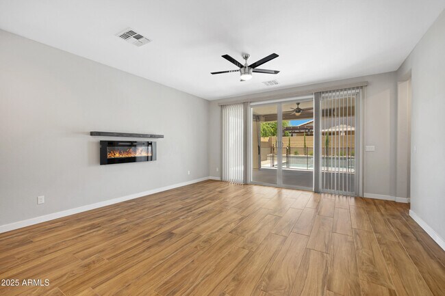 Building Photo - 16658 W Mescal St