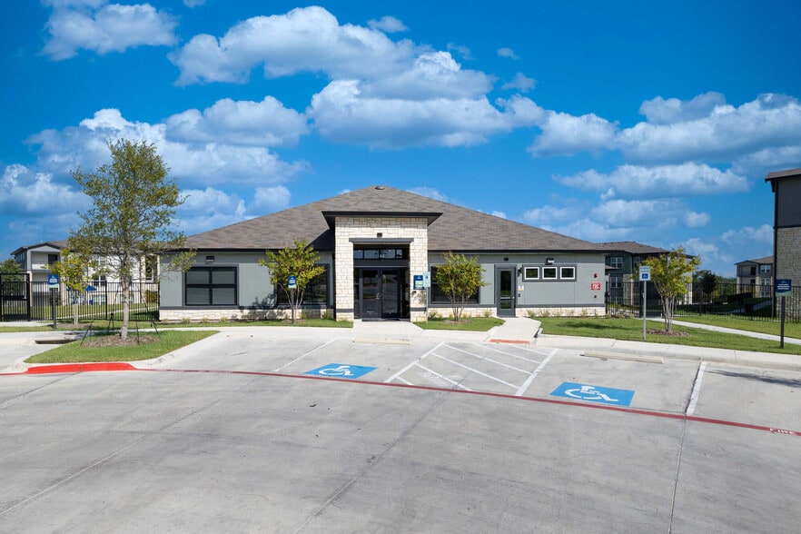 Building Photo - The Terrace at Highland Hills