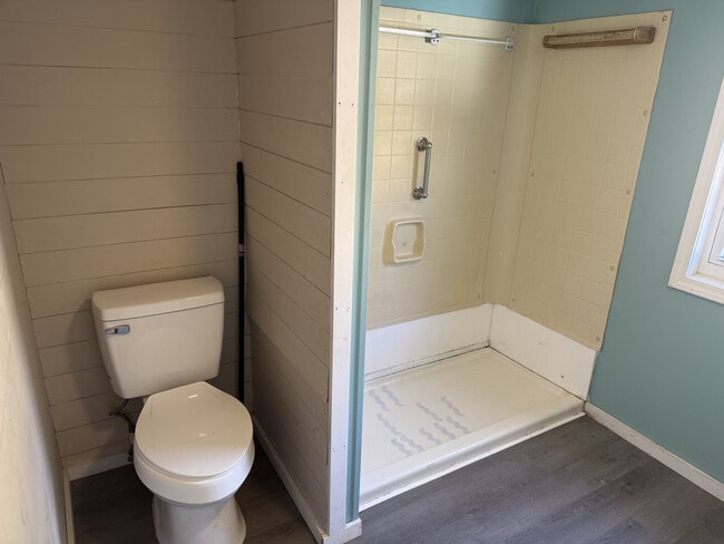 Building Photo - 442 Mush Creek Rd