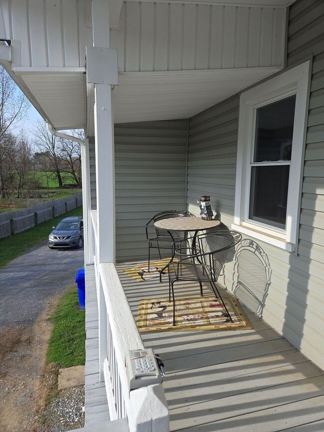 Building Photo - 54 W Main St