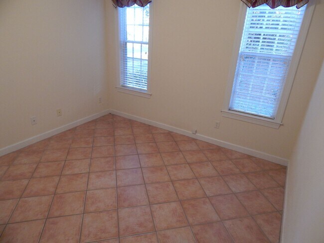 Building Photo - 4315 Stratton Village Ln